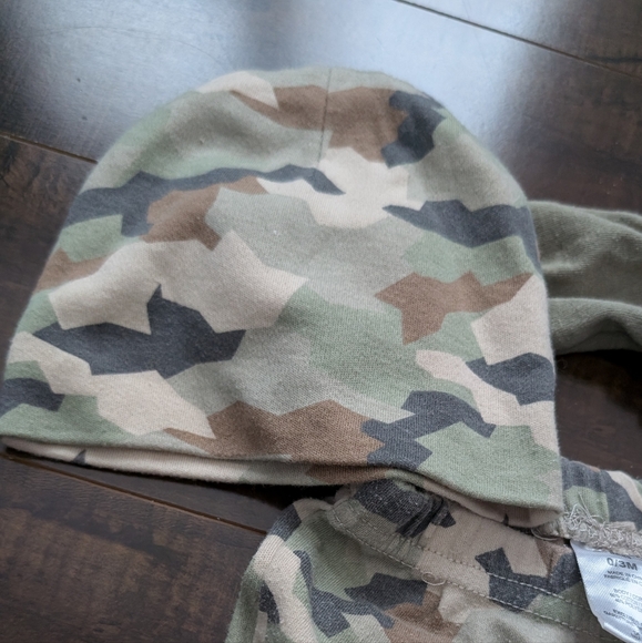 3/$30 Camo outfit - Picture 4 of 5